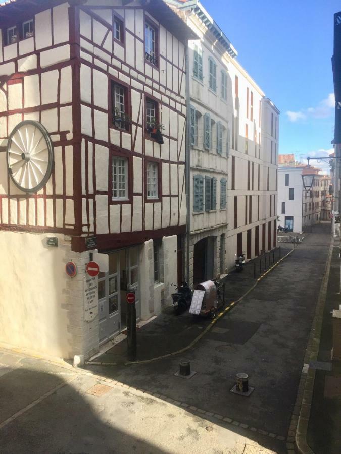 Appartement Au Coeur De Bayonne Sur Les Remparts Zewnętrze zdjęcie